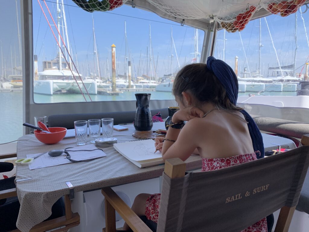 Un tour du monde avec 4 enfants à bord d’un NEEL 43 : le témoignage de la famille SAIL AND SURF 3